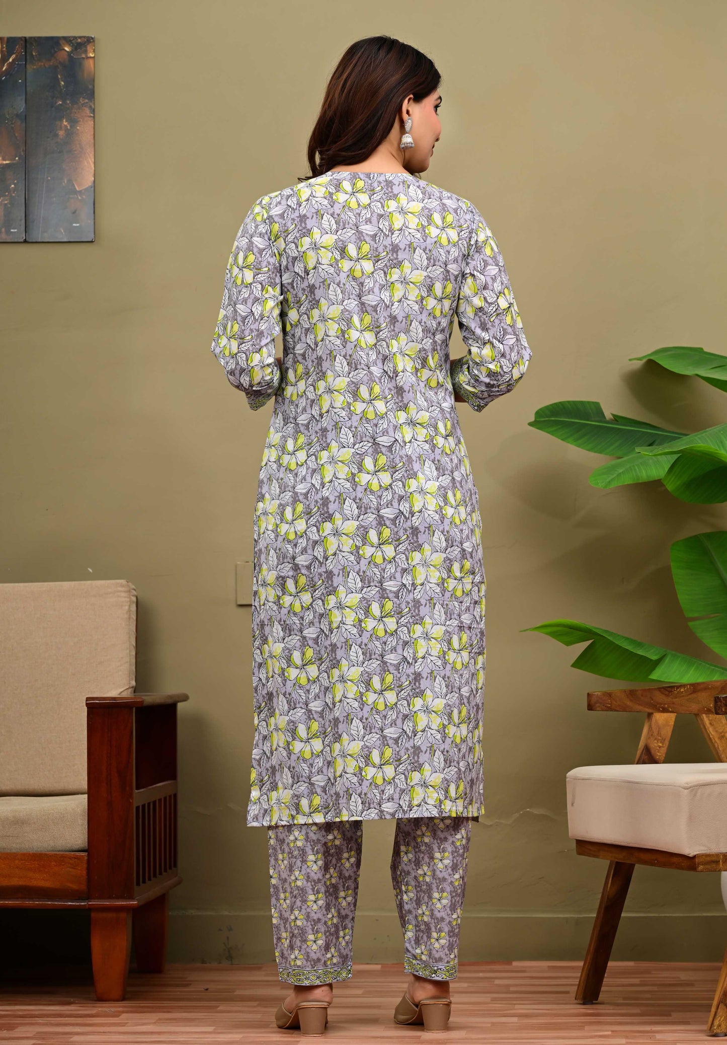 Floral Printed Pure Cotton Kurta with Trousers & Dupatta