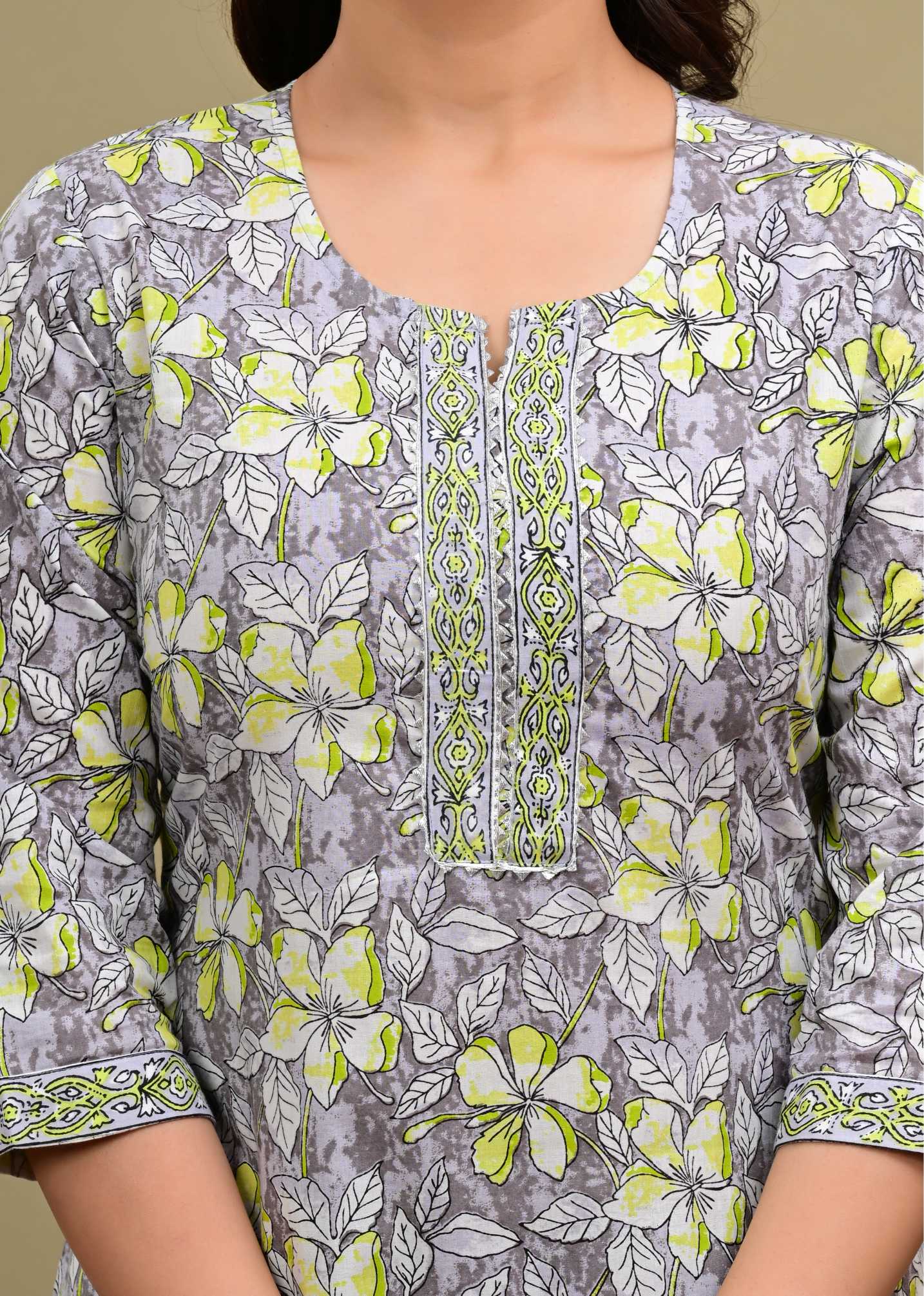 Floral Printed Pure Cotton Kurta with Trousers & Dupatta
