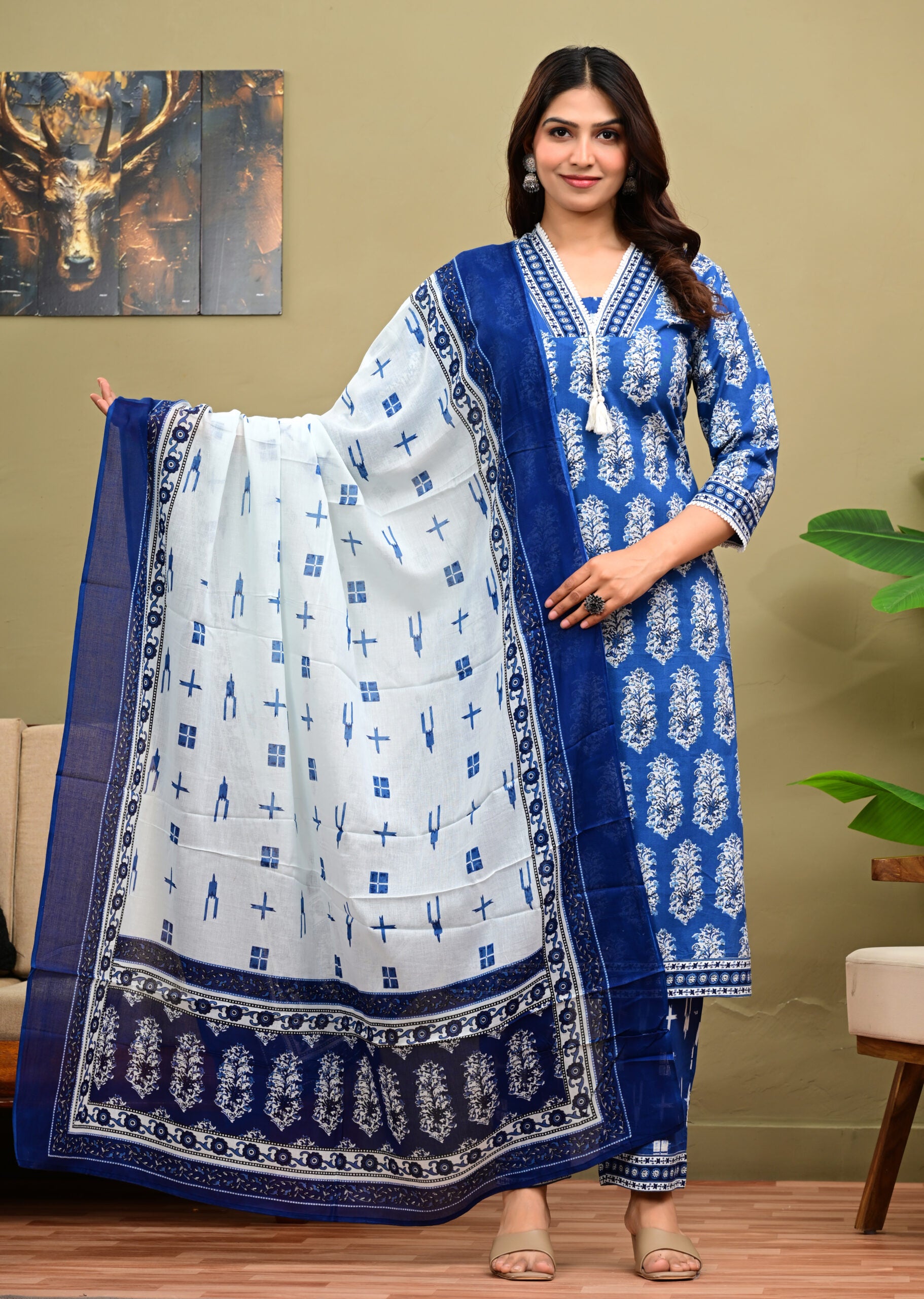 Cloth Bites Women Floral Printed Regular Pure Cotton Kurta with Trousers & With Dupatta