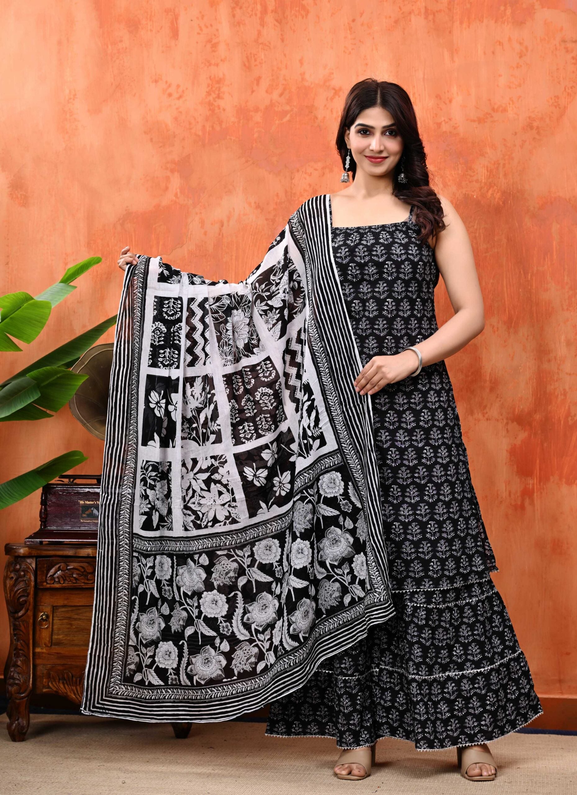 Sleeveless Sharara Set for Women | Black Leaf
