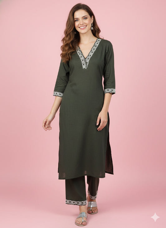 Motifs Embroidered Regular Thread Work Kurta