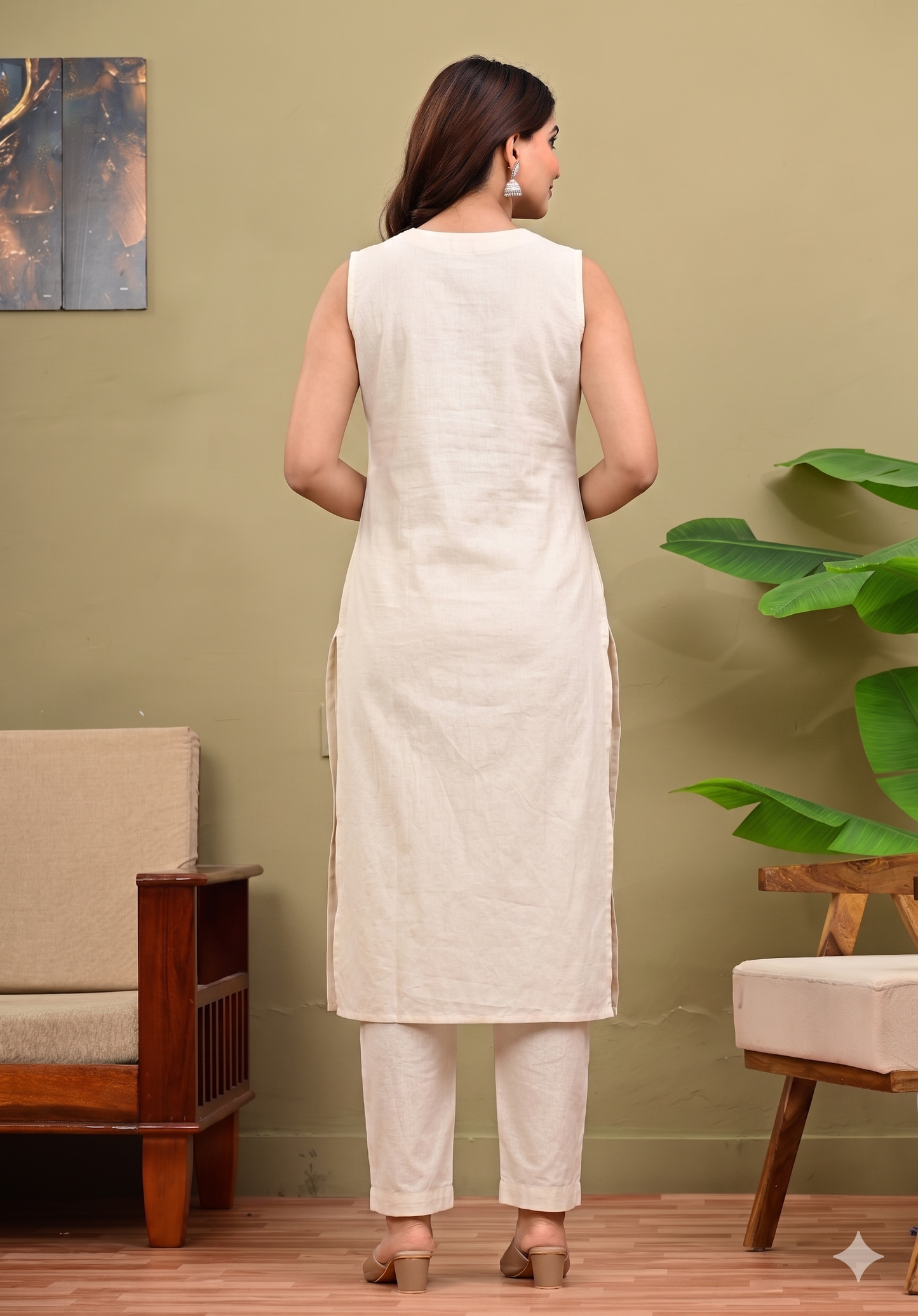 Women's Off-White Cotton Blend Kurta Pant Set