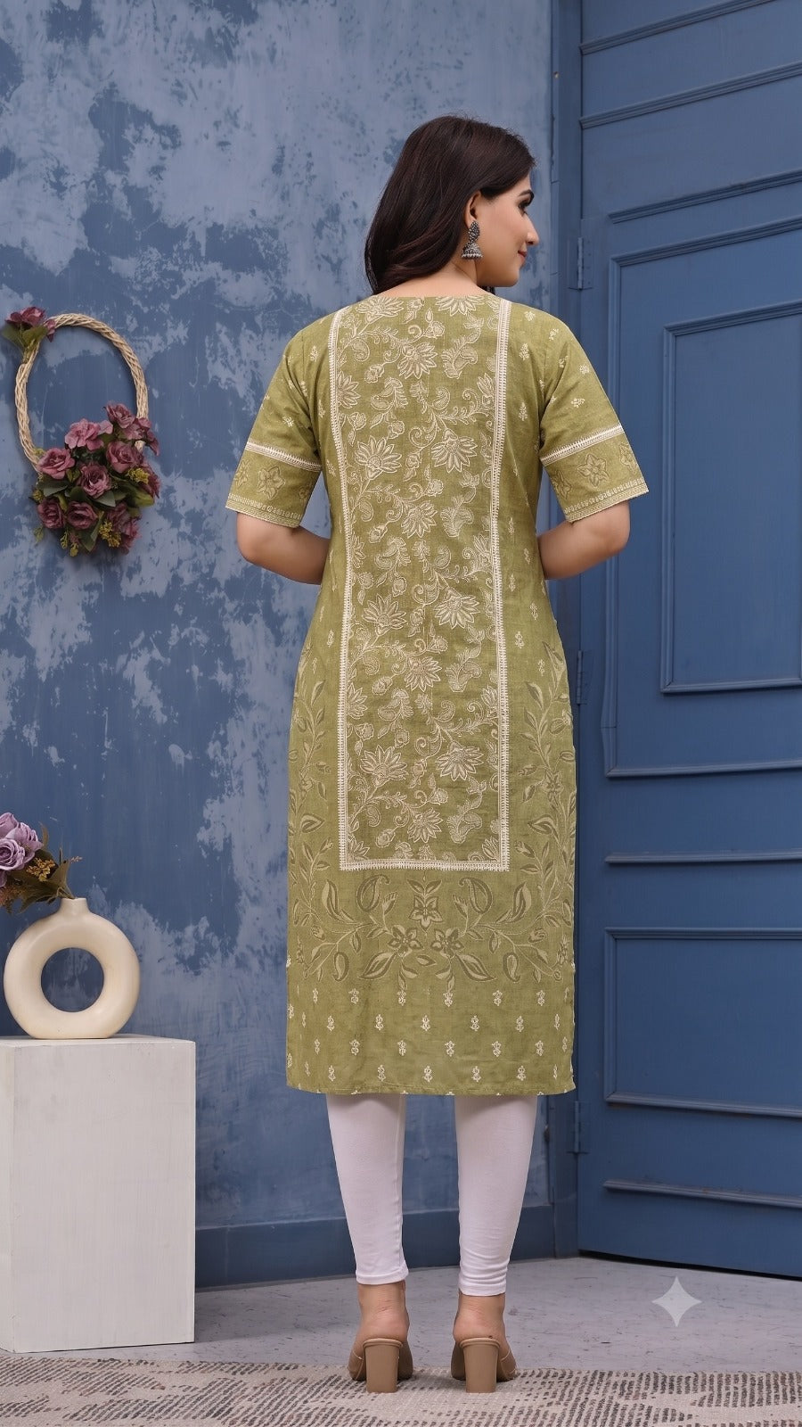 Women’s Olive Green Pure Cotton Printed Straight Kurta