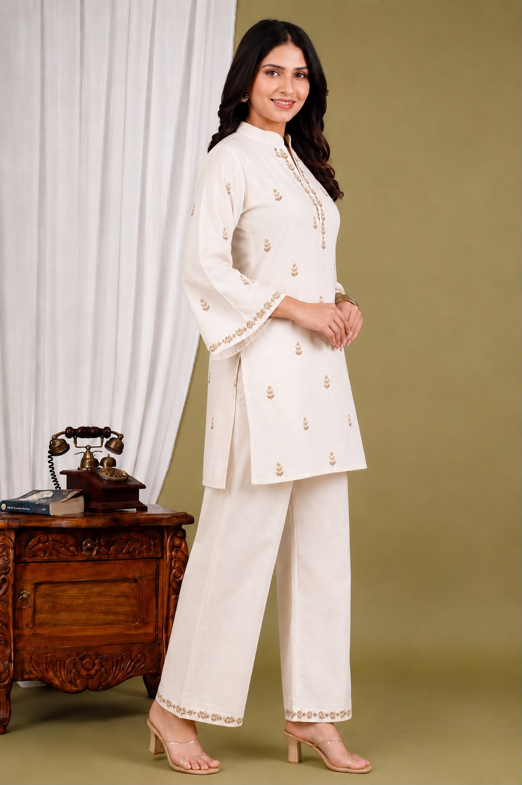 Women’s Straight Kurta with Pant