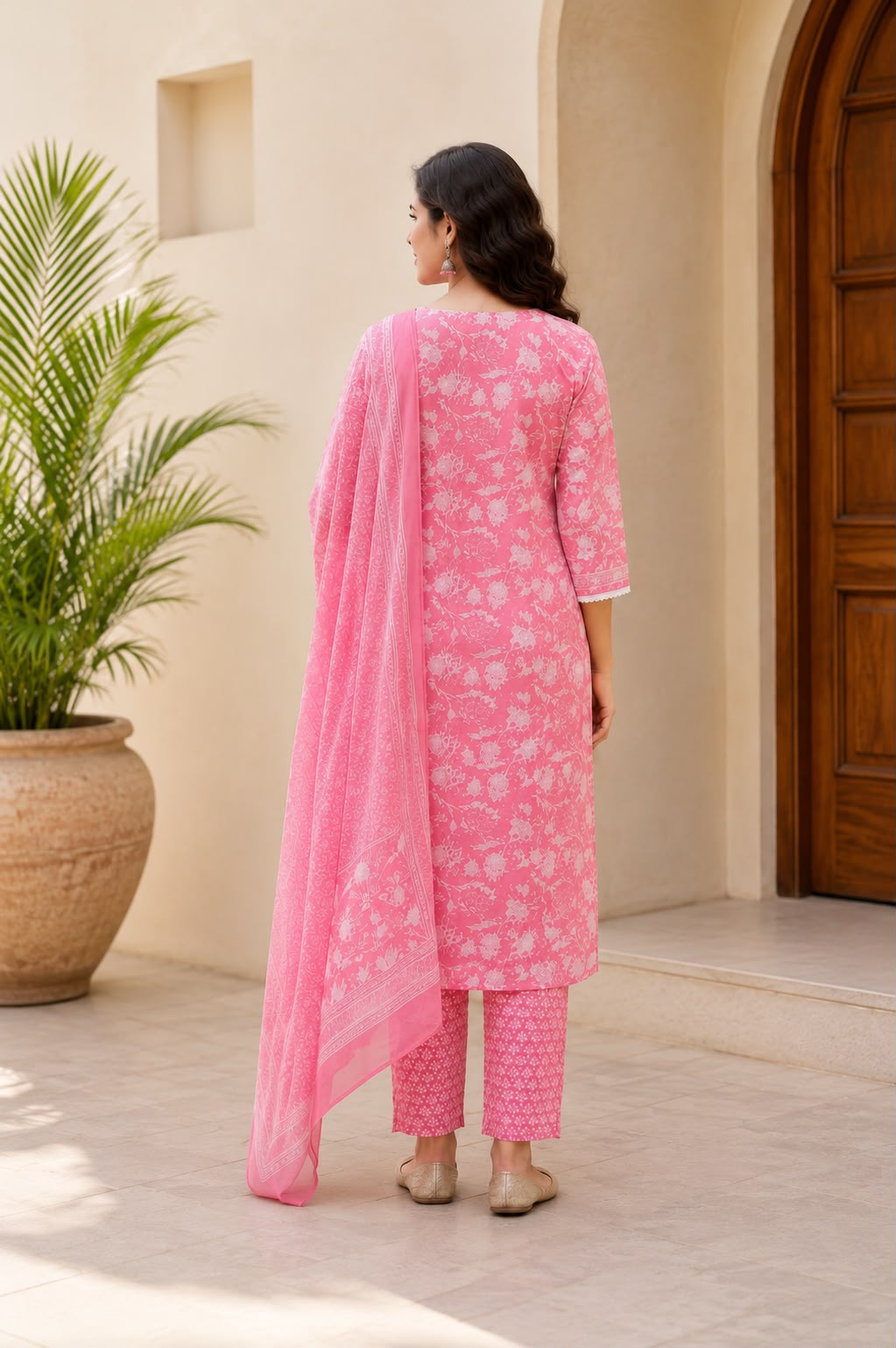 Women Floral Printed Regular Pure Cotton Kurta with Trousers & With Dupatta