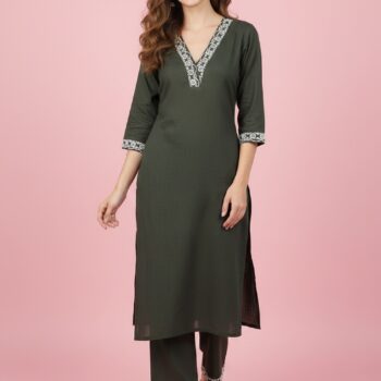 Women Ethnic Motifs Embroidered Regular Thread Work Kurta with Trousers | GREEN
